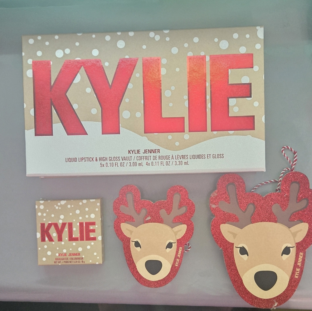 Kylie Cosmetics 2022 Reindeer Makeup Collection